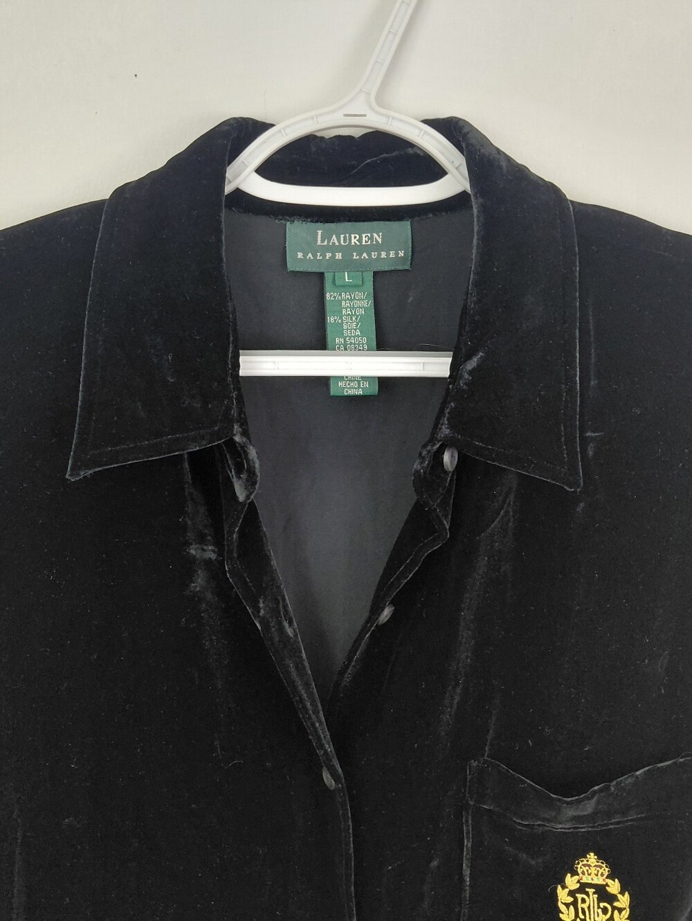Lauren Ralph Lauren Womens Velvet Button Up Long Sleeve Blouse Emblem Size Large - Picture 3 of 8